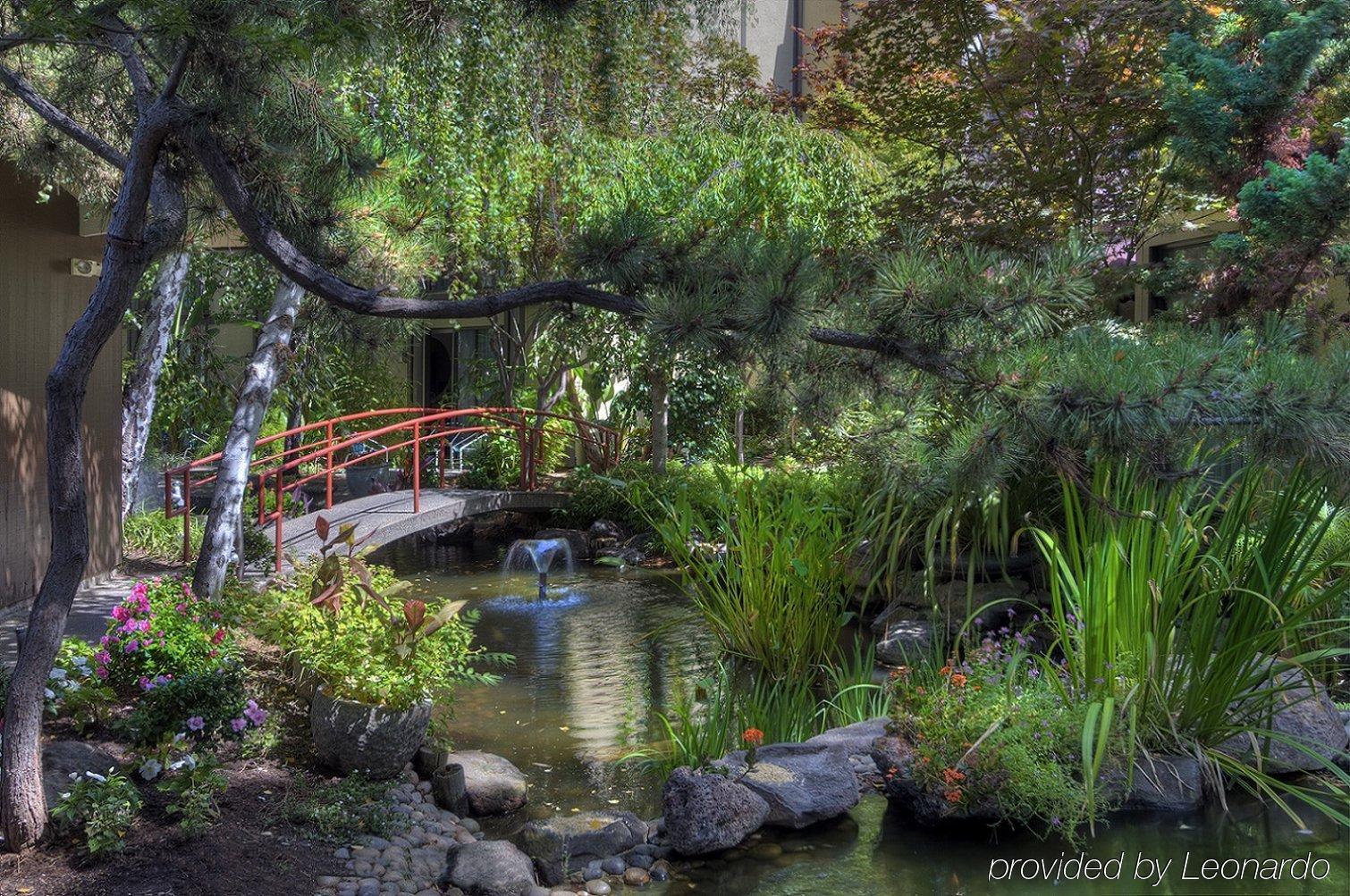 Dinah's Garden Hotel Palo Alto Luaran gambar